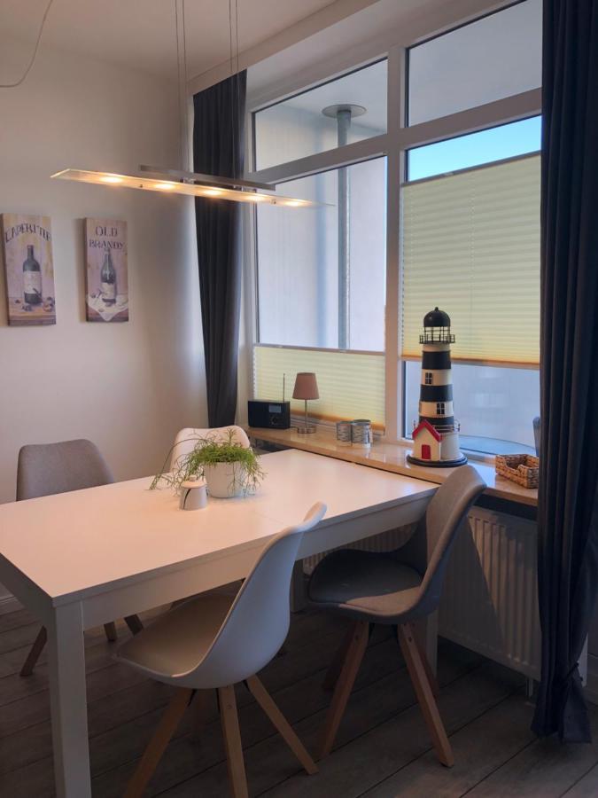 Ferienwohnung Sandkueste Mit Strandkorb & Indoor Spielplatz Heiligenhafen Ngoại thất bức ảnh