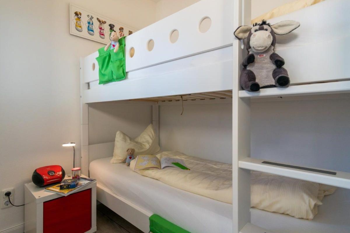 Ferienwohnung Sandkueste Mit Strandkorb & Indoor Spielplatz Heiligenhafen Ngoại thất bức ảnh